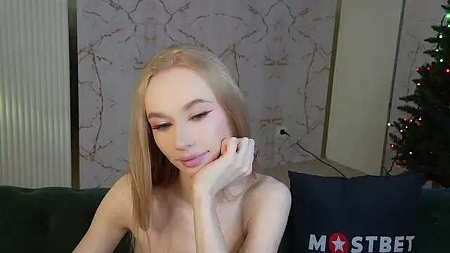 Snapshot of Amelia_Blaze chatting on December 2024 05:18:02 AM Amelia Blaze online show from December 2024 05:18:02 AM