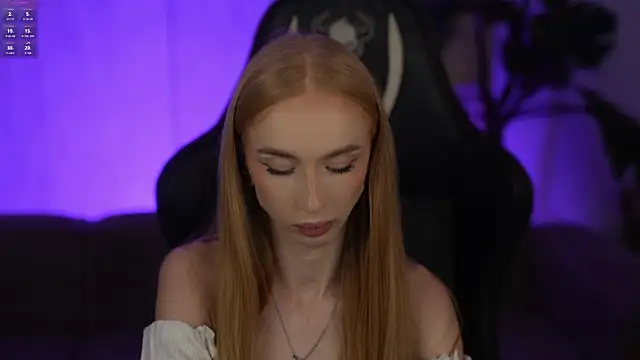 Amelia Blaze online show from November 2025 03:38:02 AM