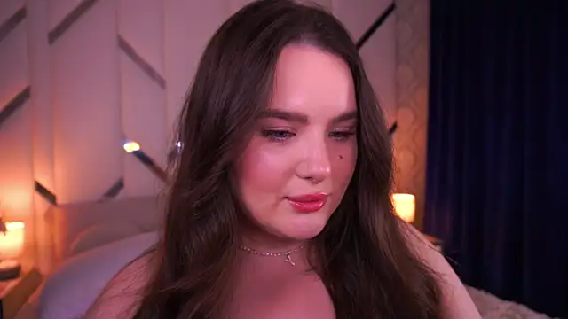 CuteAmberr online show from April 2026 12:00:01 AM