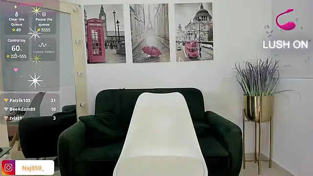 HOTBLACKANDWHITE2 online show from December 2024 10:06:01 PM