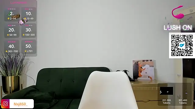 HOTBLACKANDWHITE2 online show from February 2025 10:58:01 PM