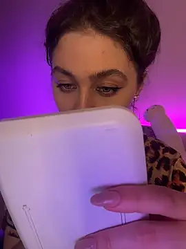 Your insomniya online show from November 2025 09:47:01 PM