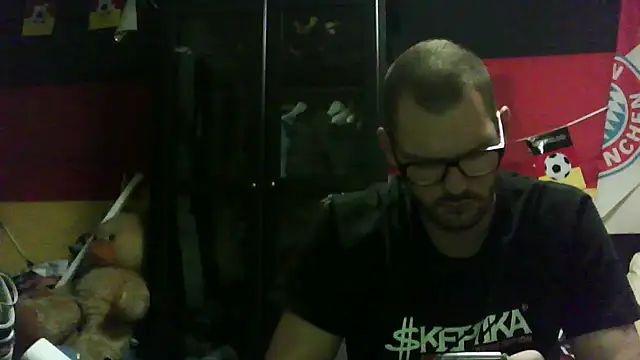 Die-geile-Sau online show from October 2025 08:37:02 PM