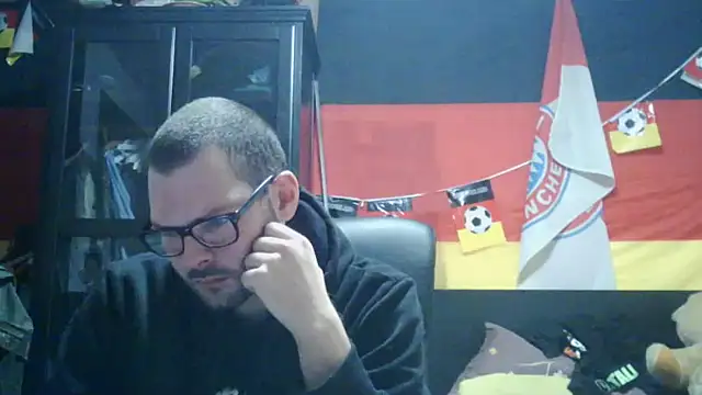 Snapshot of Die-geile-Sau chatting on January 2026 05:40:01 PM Die-geile-Sau online show from January 2026 05:40:01 PM