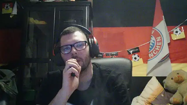 Snapshot of Die-geile-Sau chatting on February 2026 10:26:02 PM Die-geile-Sau online show from February 2026 10:26:02 PM