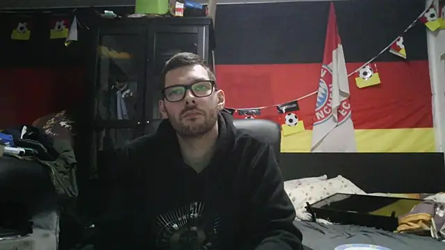 Snapshot of Die-geile-Sau chatting on March 2026 05:41:02 PM Die-geile-Sau online show from March 2026 05:41:02 PM