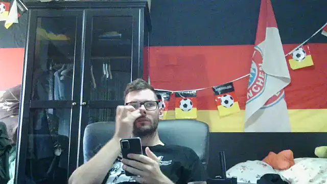 Die-geile-Sau online show from March 2026 02:31:01 PM