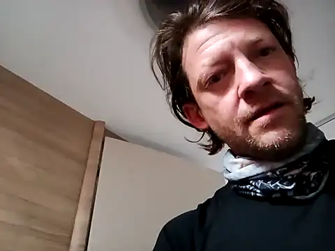 Ebinator666 online show from October 2025 10:49:02 AM