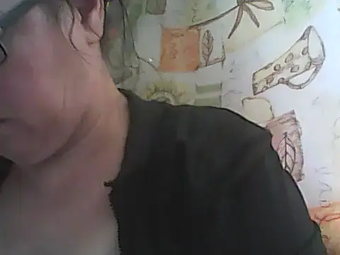 Snapshot of deluxpussy chatting on September 2025 07:19:01 AM deluxpussy online show from September 2025 07:19:01 AM