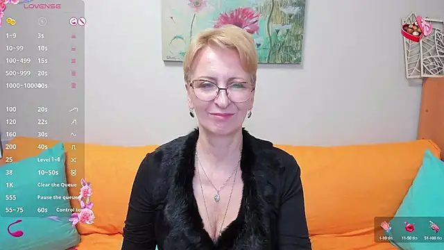 iamyourdream89 online show from March 2025 04:28:02 PM