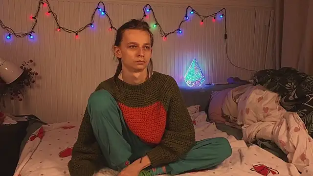 Frank Fraer online show from December 2025 04:05:01 PM