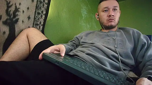 sweet cock28 online show from February 2025 03:42:01 PM