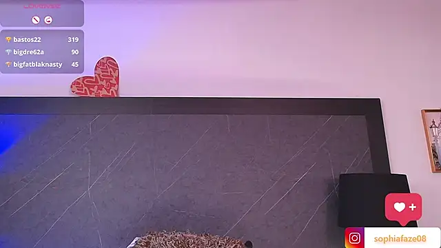 Snapshot of big_tits_in_your_face chatting on March 2025 10:53:01 PM big tits in your face online show from March 2025 10:53:01 PM