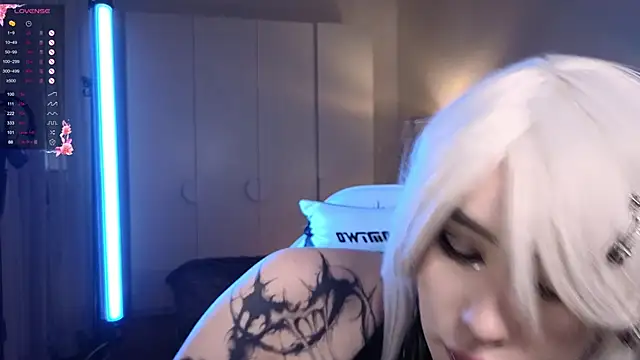 ghot1c graceeee online show from February 2025 10:10:02 AM