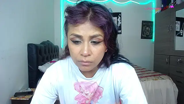 pinky violeta online show from April 2026 01:12:01 PM