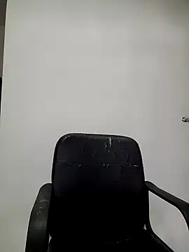 axeldaviid online show from November 2025 04:57:02 PM