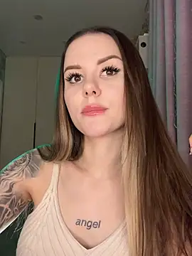 Alina Vibe Me online show from February 2026 11:47:02 PM