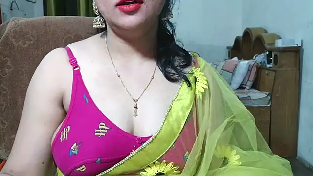 Cute Mahi22 online show from October 2025 06:24:01 AM