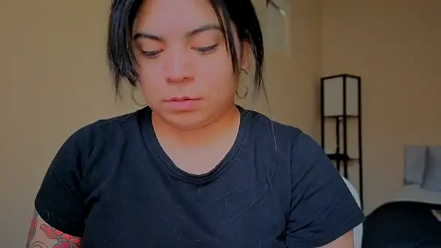 kimmiakiss22 online show from February 2025 11:48:02 PM