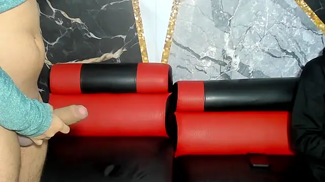 Snapshot of hot-threesome chatting on March 2025 03:14:02 PM hot-threesome online show from March 2025 03:14:02 PM