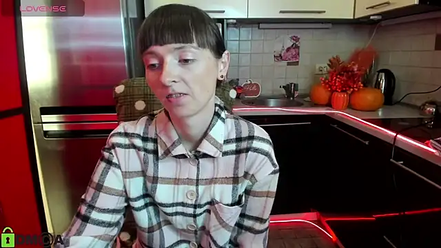 TayanaJons online show from October 2025 07:03:02 AM