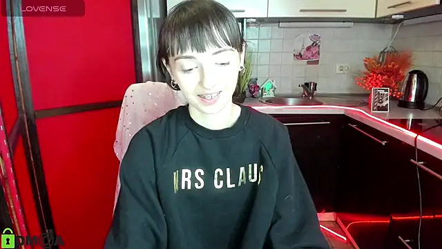 TayanaJons online show from December 2025 08:01:02 AM