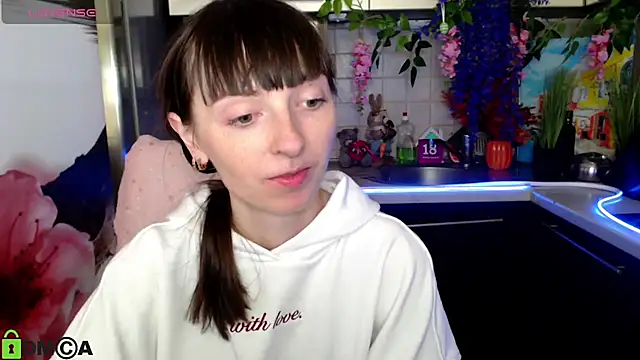 TayanaJons online show from April 2026 07:09:02 AM