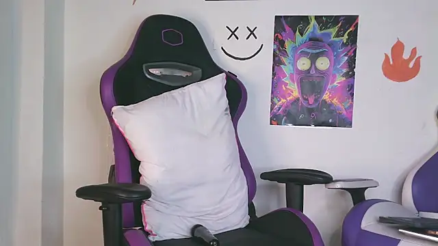 Snapshot of IM_MAYA chatting on March 2025 01:37:01 PM IM MAYA online show from March 2025 01:37:01 PM