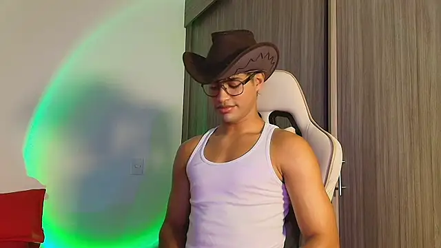 Jimmy Leeh  online show from October 2025 11:36:01 PM