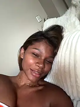 Snapshot of astreaharmonia chatting on September 2025 09:07:02 PM astreaharmonia online show from September 2025 09:07:02 PM