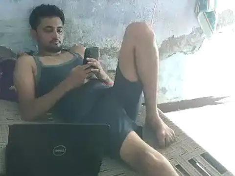 Snapshot of Rocobodymassager chatting on May 2026 05:47:01 AM Rocobodymassager online show from May 2026 05:47:01 AM