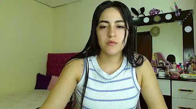 Dakota bumm online show from December 2024 08:04:01 PM