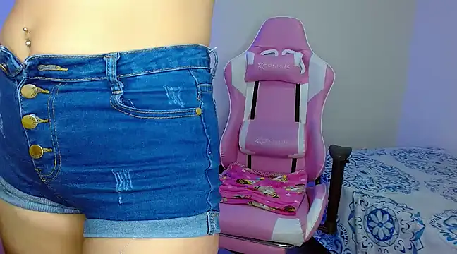 Dakota bumm online show from January 2025 09:58:01 PM