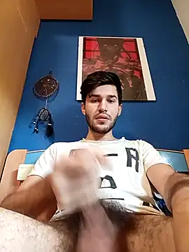 Snapshot of Esti02 chatting on October 2025 11:43:01 AM Esti02 online show from October 2025 11:43:01 AM