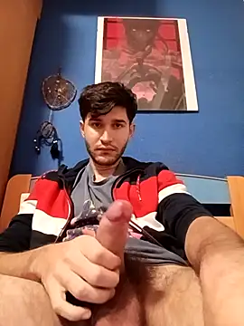 Esti02 online show from December 2025 06:46:02 PM