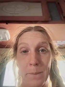 GoldenFlameGoddess online show from March 2025 07:38:01 PM