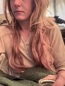 GoldenFlameGoddess online show from September 2025 03:15:01 PM