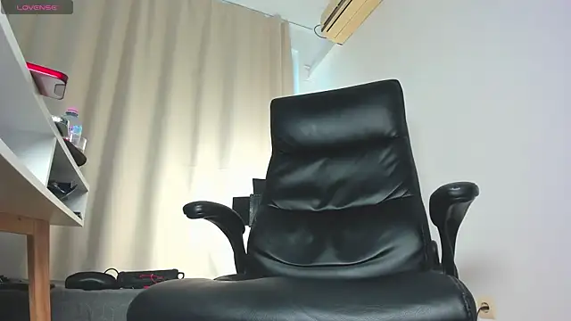 Findom guy online show from October 2025 01:23:01 PM