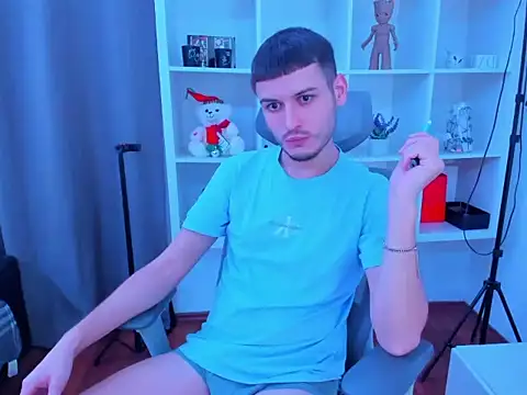 Snapshot of andboyfor6 chatting on December 2025 11:40:02 AM andboyfor6 online show from December 2025 11:40:02 AM