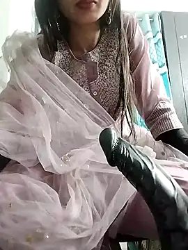 Snapshot of Noor_Darliing chatting on January 2025 09:15:01 PM Noor Darliing online show from January 2025 09:15:01 PM