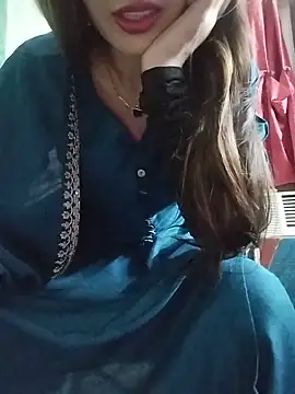 Snapshot of Noor_Darliing chatting on June 2026 03:20:02 PM Noor Darliing online show from June 2026 03:20:02 PM