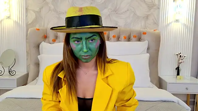 LilyRaisa online show from October 2025 05:52:01 AM