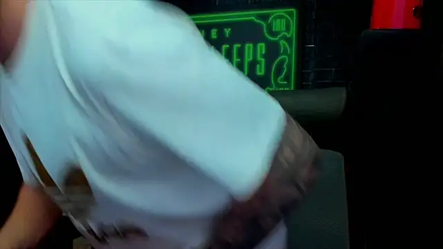 LexXHardy online show from March 2025 07:38:01 PM