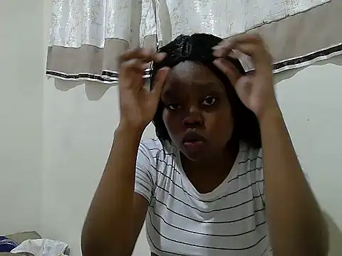 maggyjan online show from November 2025 02:52:02 PM