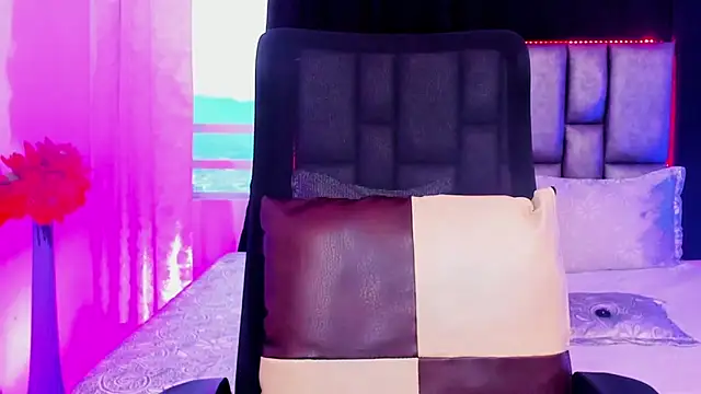 michacosio online show from February 2025 10:40:01 PM