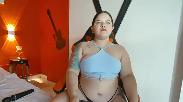 AngelitaWild  online show from November 2025 09:58:01 PM