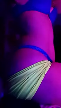 Snapshot of cammyquart chatting on February 2026 04:08:01 AM cammyquart online show from February 2026 04:08:01 AM