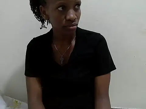 prettybeee online show from October 2025 08:53:01 AM