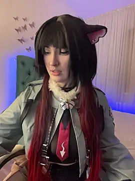  Chlo  e online show from October 2025 10:33:02 PM