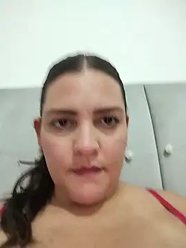 Mia Hampton online show from July 2026 10:16:01 PM